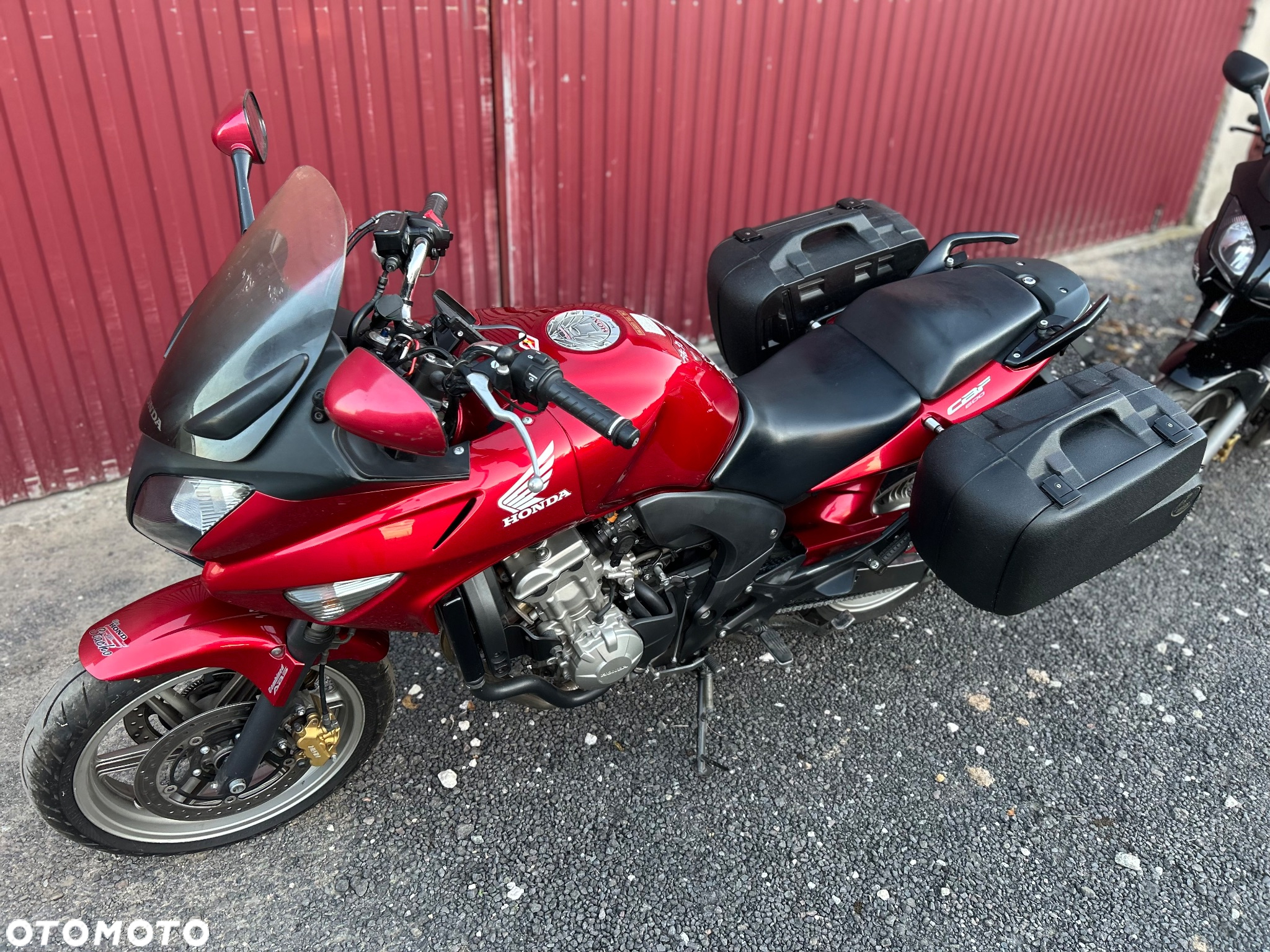 Honda CBF - 12