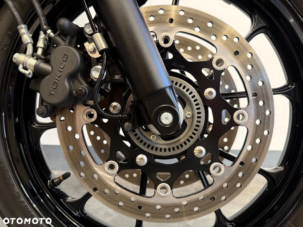 Suzuki V-STROM - 11
