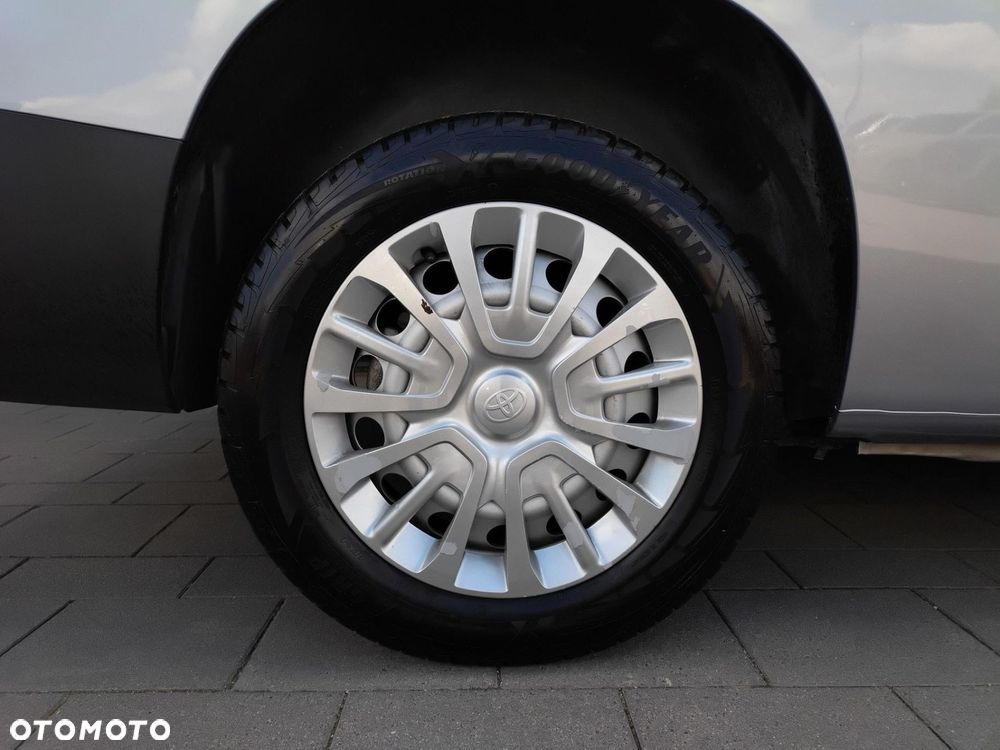 Toyota Proace City - 29