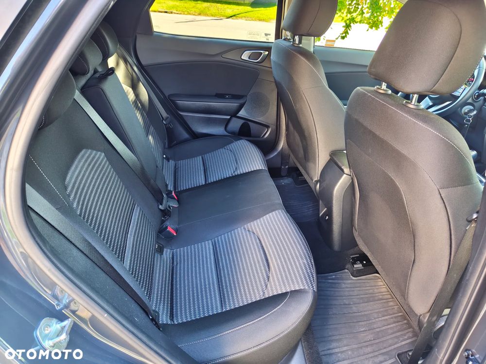 Kia XCeed 1.5 T-GDI M - 27