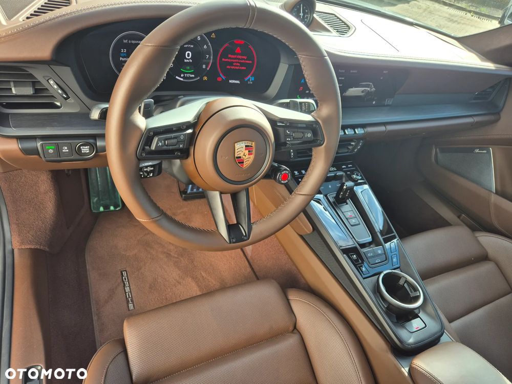 Porsche 911 - 22