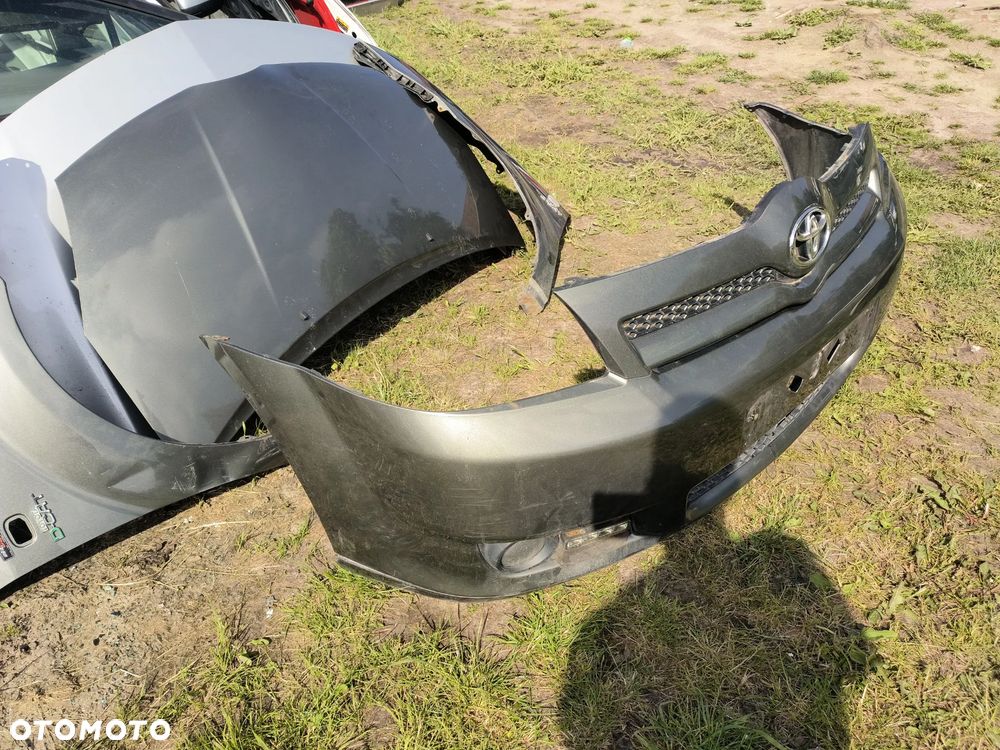 zderzak przedni przód grill TOYOTA COROLLA VERSO 04-08 - 3