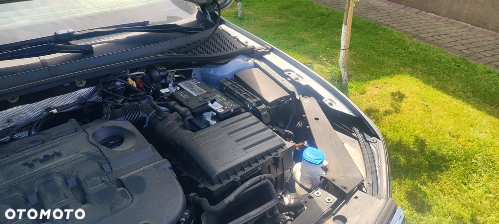 Volkswagen Passat 2.0 TDI SCR DSG Business - 11