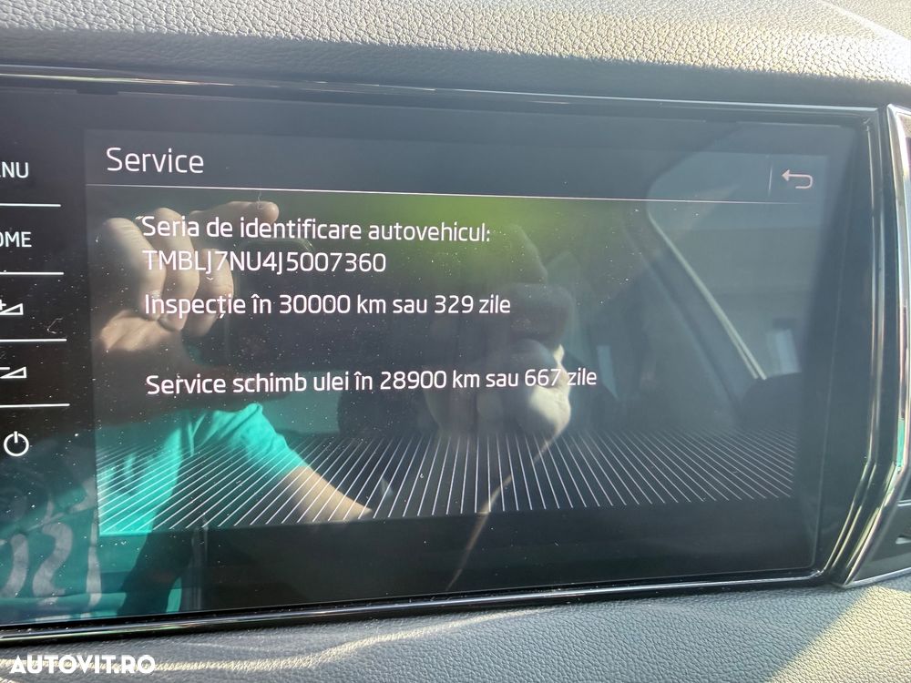 Skoda Karoq 2.0 TDI SCR 4x4 DSG Style - 27