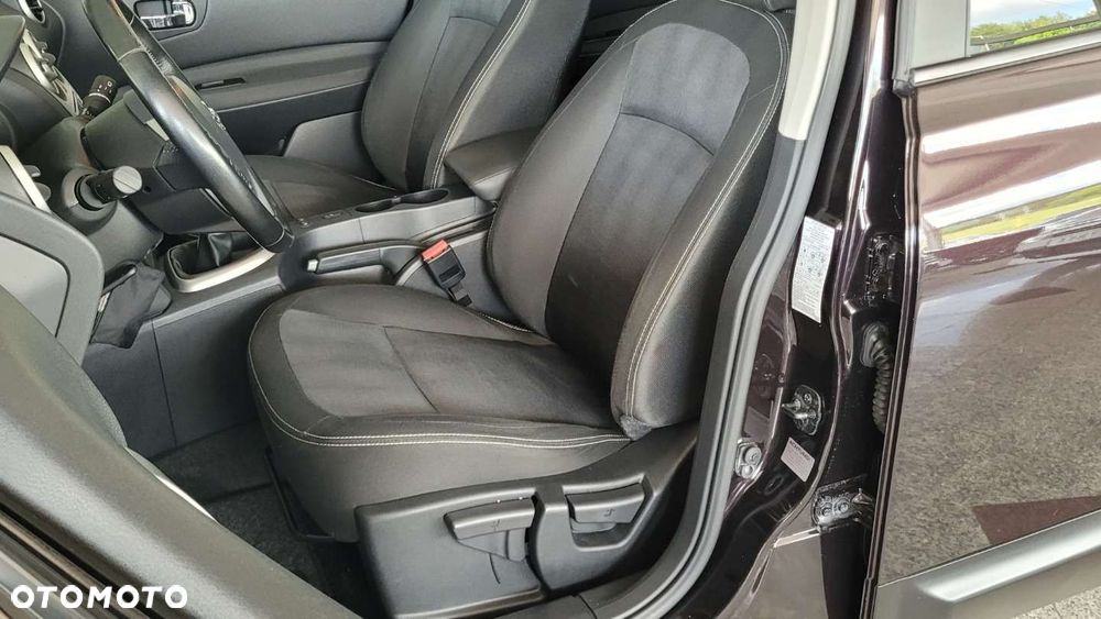 Nissan Qashqai - 15