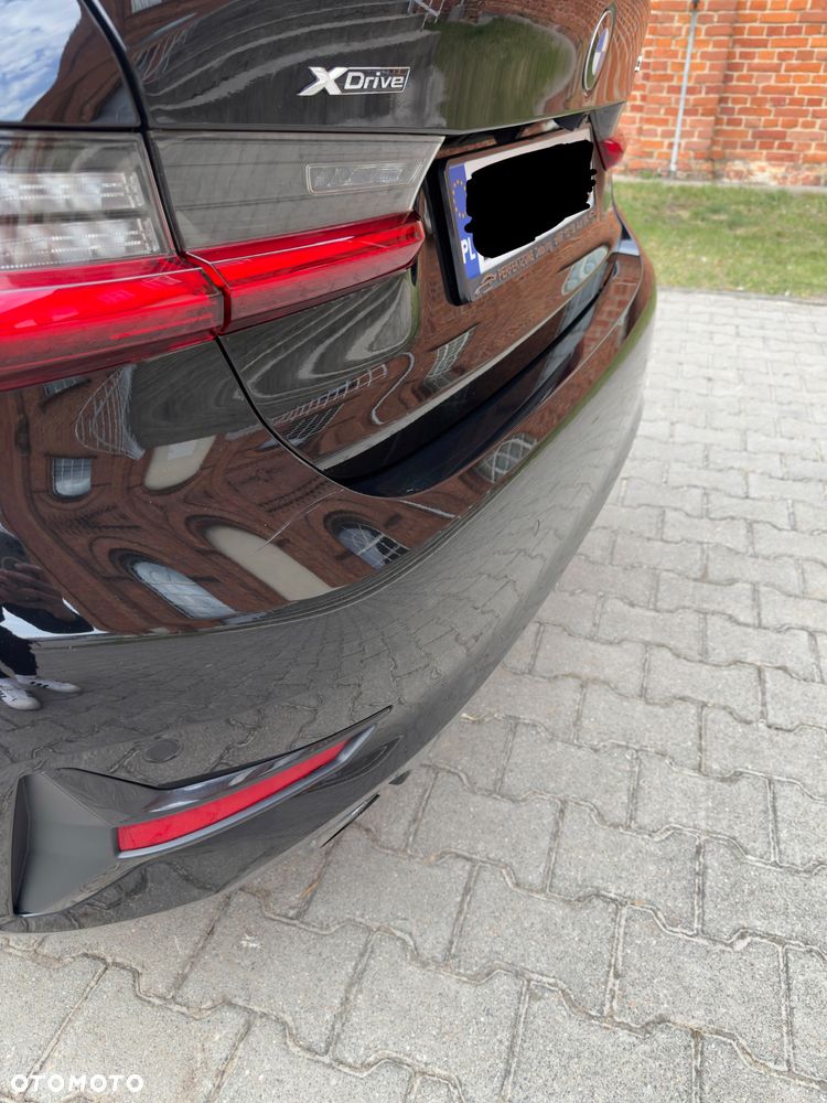 BMW Seria 3 330i xDrive Edition M Sport Shadow - 12