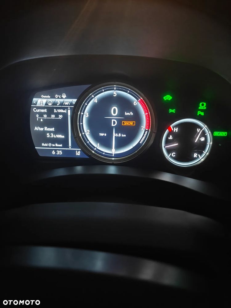 Lexus GS 450h Prestige - 35