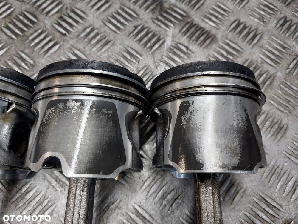 TŁOK + KORBOWÓD CHRYSLER  GRAND VOYAGER IV LIFT 2.8 CRD - 8
