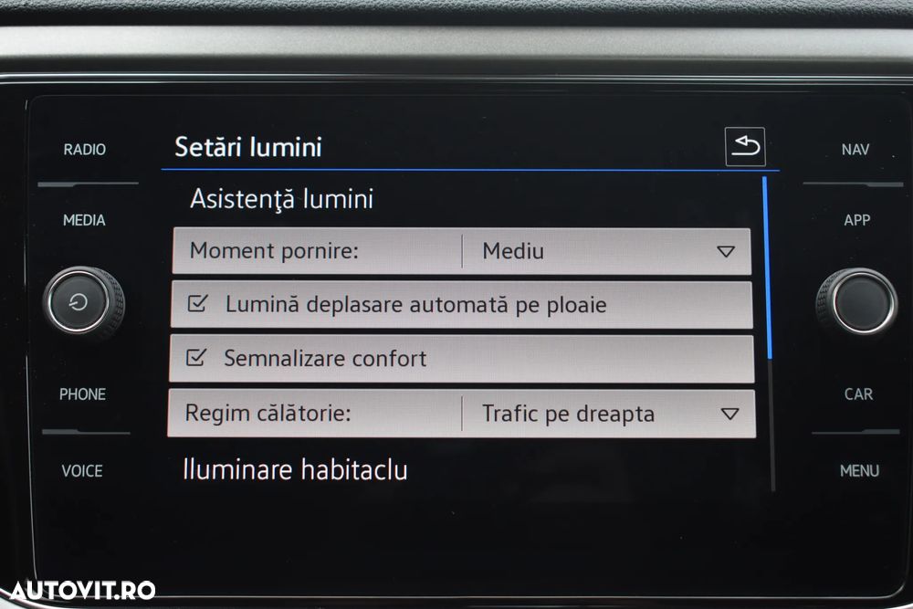 Volkswagen T-Roc 2.0 TDI DSG Design - 24