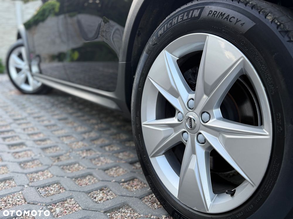 Volvo V60 Cross Country D3 Geartronic Momentum - 22