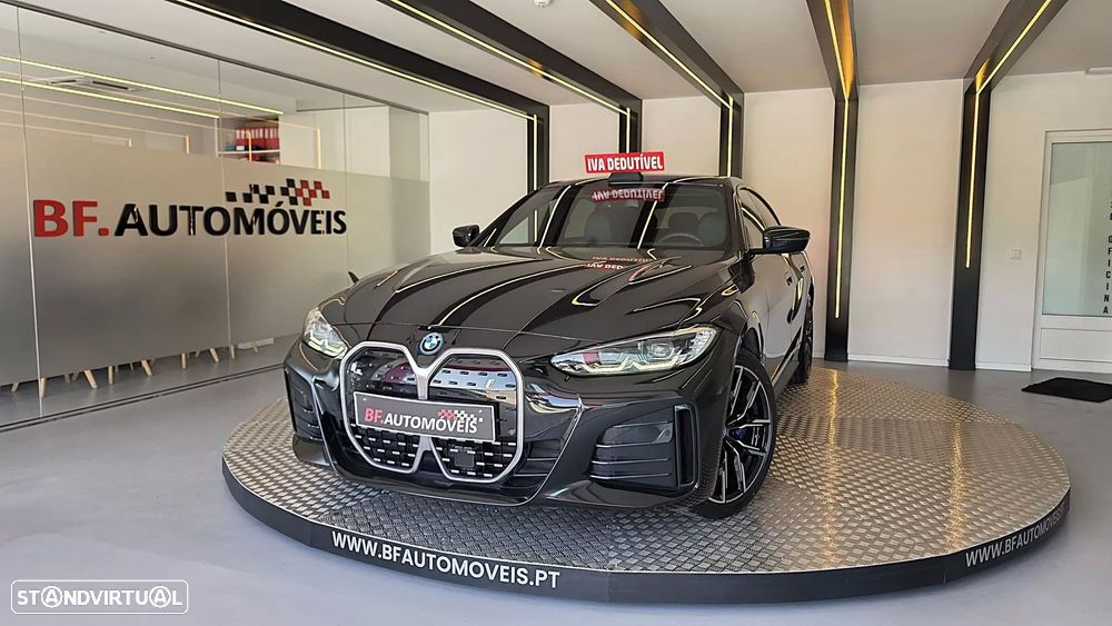 BMW i4 eDrive40 Pack Desportivo M - 1