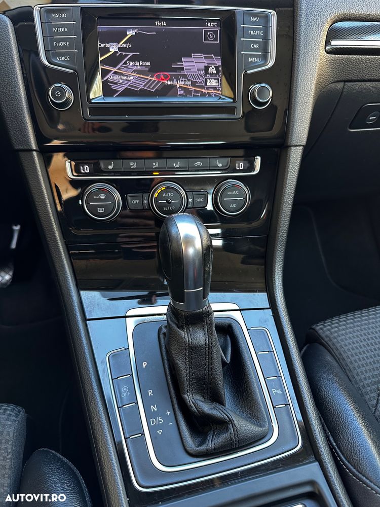 Volkswagen Golf 1.2 TSI Highline DSG BlueMotion Technology - 13