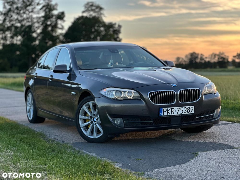 BMW Seria 5 525d xDrive - 1