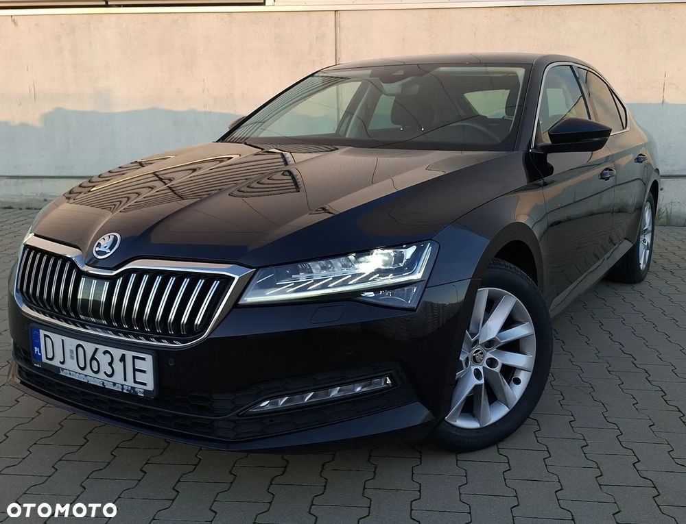 Skoda Superb 2.0 TDI SCR 4x4 Ambition DSG - 6