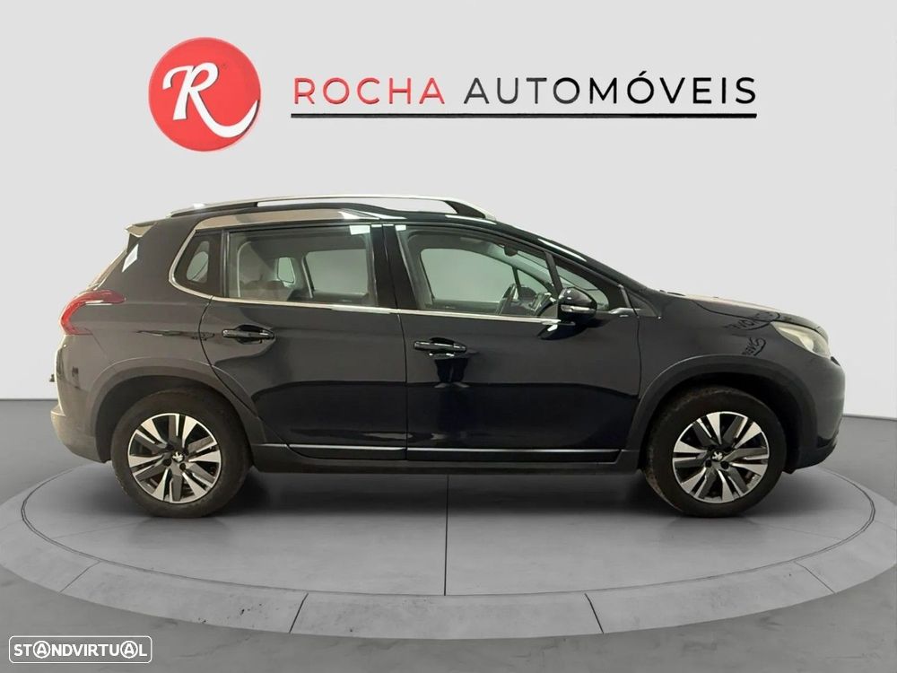 Peugeot 2008 PureTech 110 GPF Stop&Start EAT6 Allure — fotografia 5