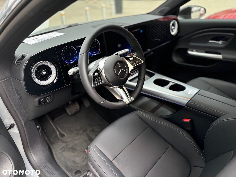 Mercedes-Benz CLA - 7