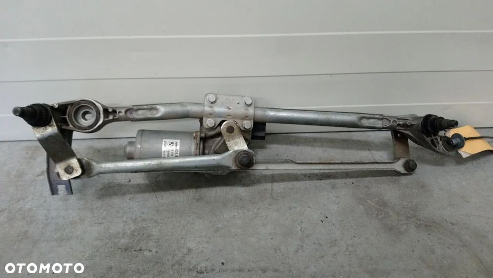 SILNICZEK, MECHANIZM WYCIERACZEK PRZÓD BMW E90, E91 - 3