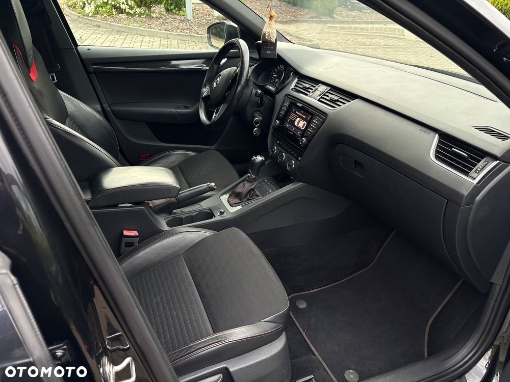 Skoda Octavia 2.0 TDI RS DSG - 18