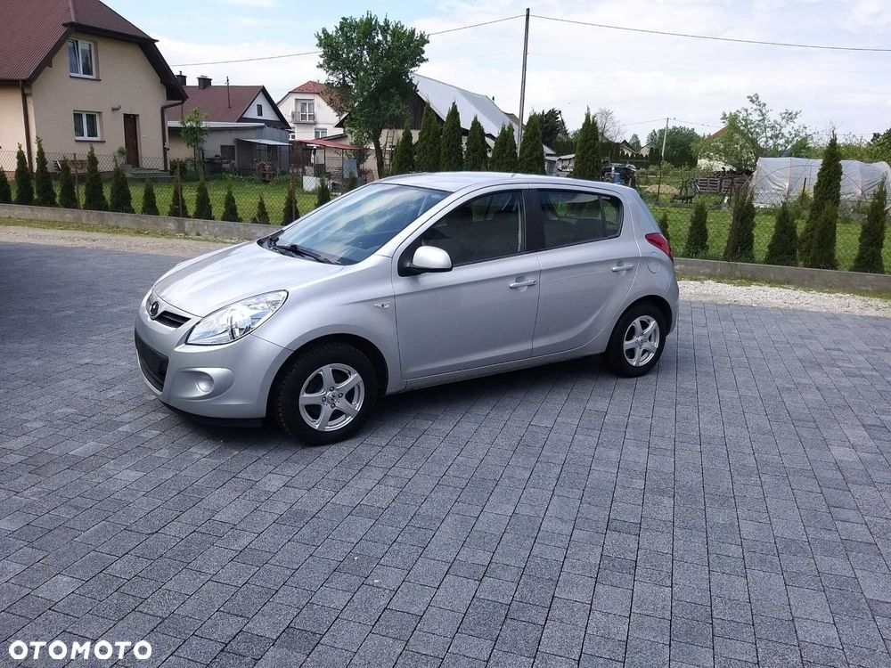 Hyundai i20 - 2