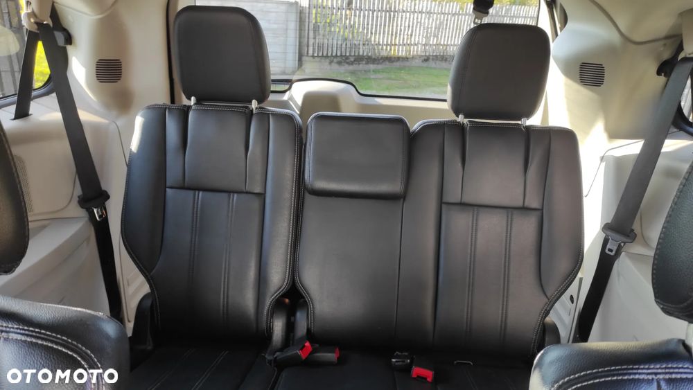 Chrysler Town & Country 3.6 Touring - 9