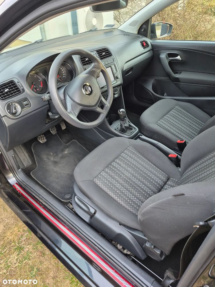 Volkswagen Polo 1.4 TDI Blue Motion - 11
