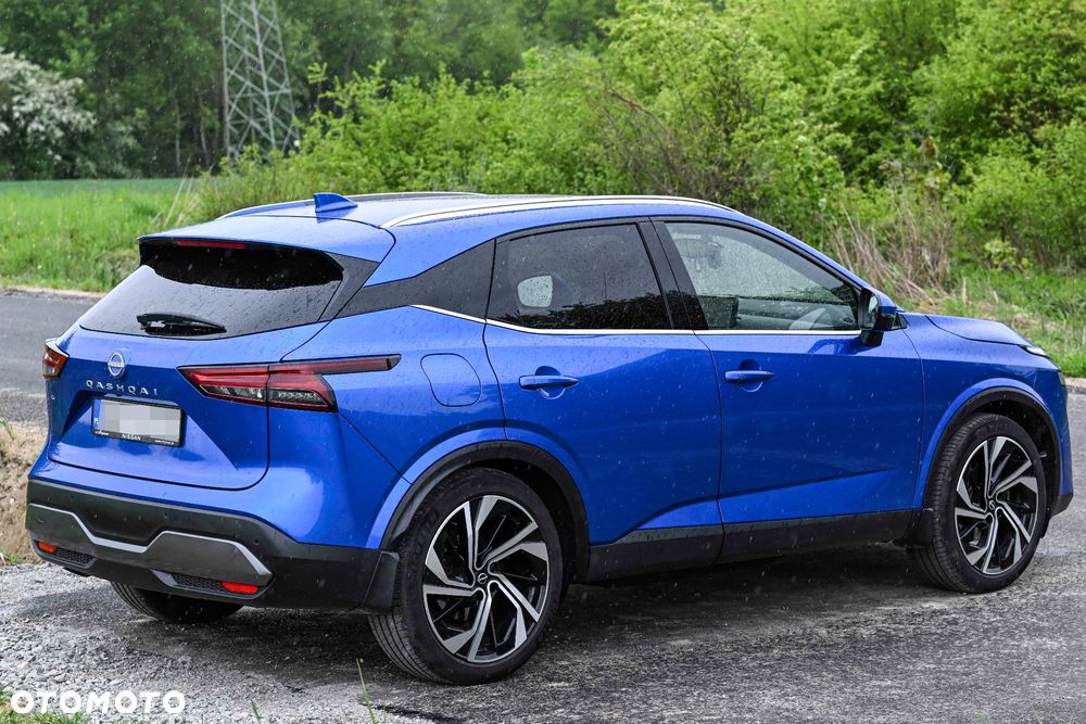 Nissan Qashqai 1.3 DIG-T MHEV 4x4 Tekna+ Xtronic - 4
