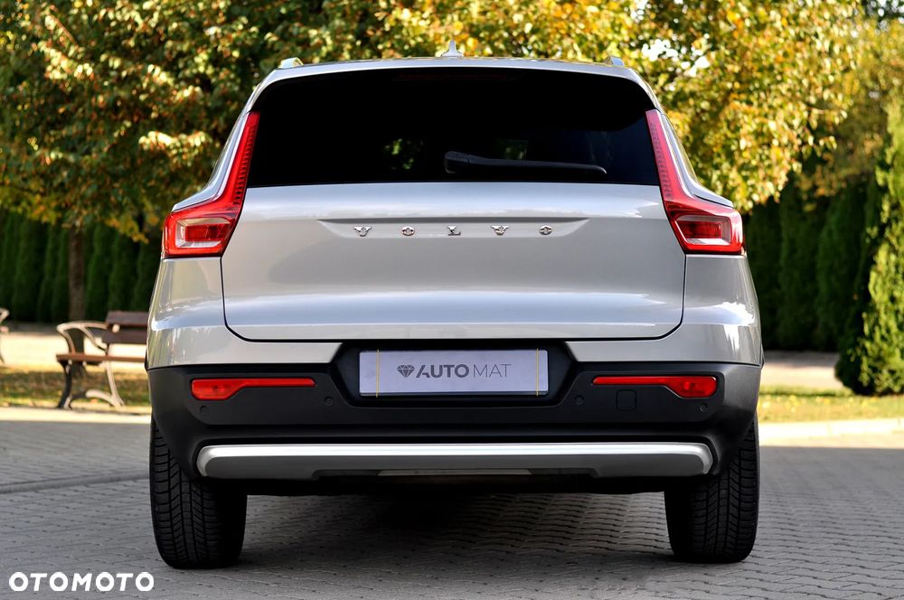 Volvo XC 40 T4 Plug-In Hybrid Plus Bright - 9