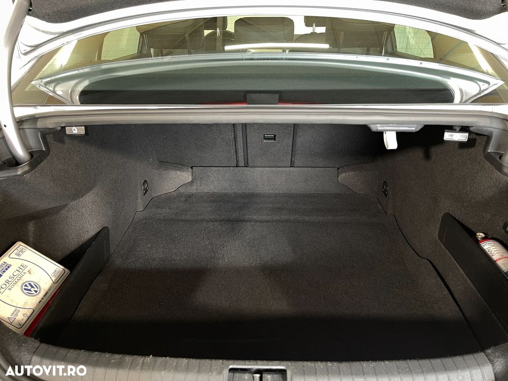 Volkswagen Passat 2.0 TDI SCR DSG Highline - 12
