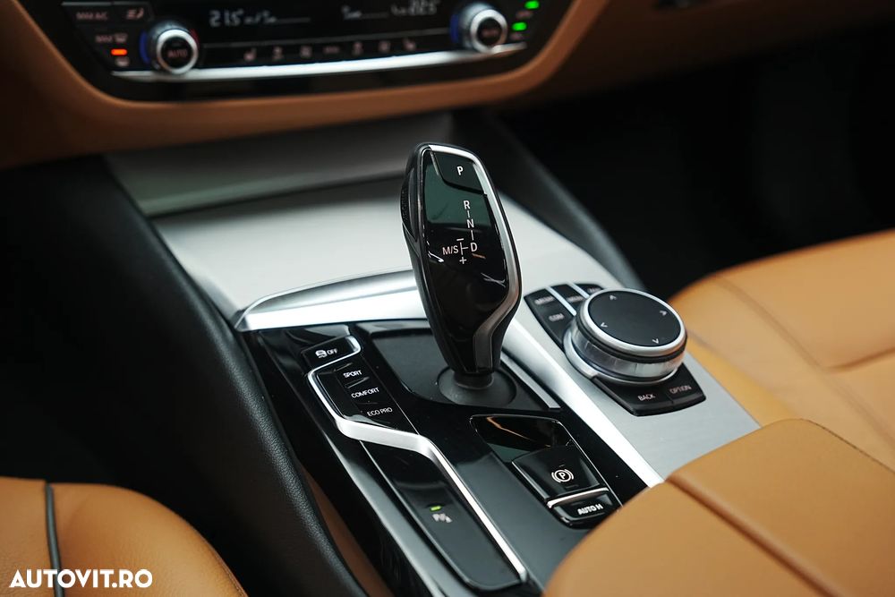 BMW Seria 5 518d AT - 36