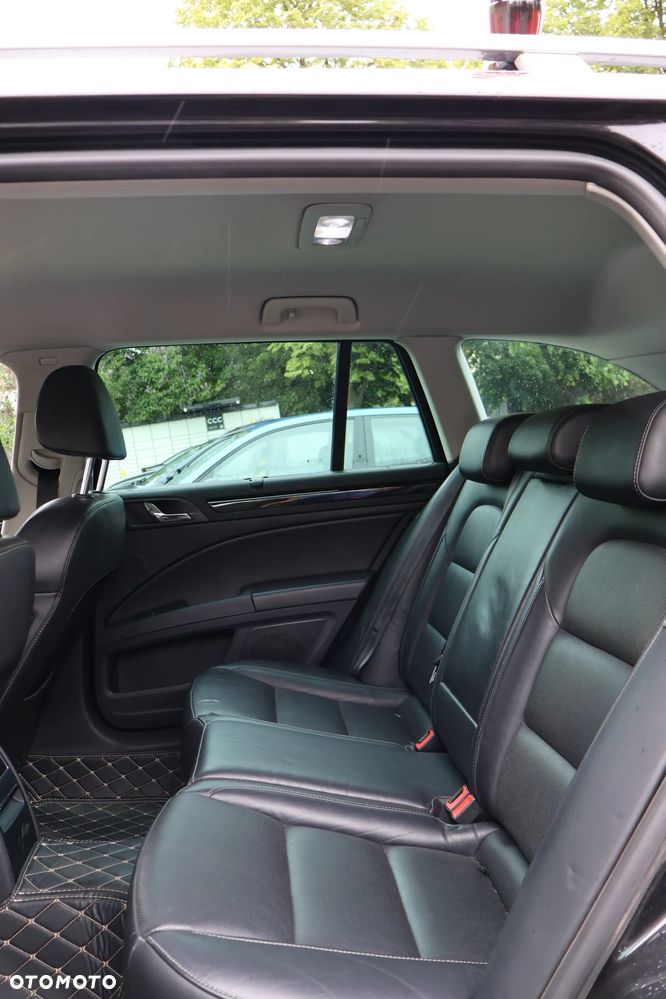 Skoda Superb 2.0 TDI 4x4 Business DSG - 16