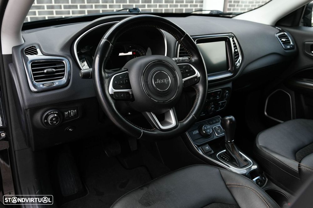 Jeep Compass 1.3 TG Limited - 15