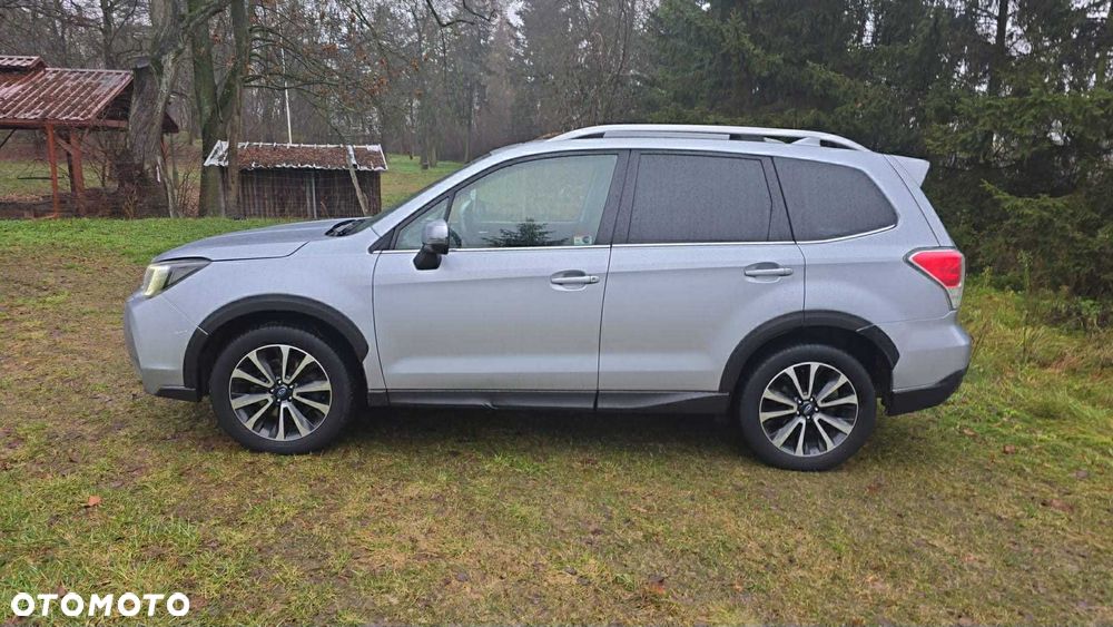 Subaru Forester 2.0XT Comfort Lineartronic EU6 - 10