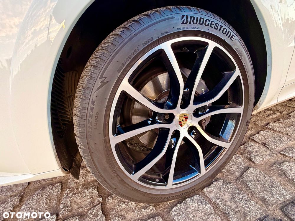 Porsche Cayenne E-Hybrid Platinum Edition - 22