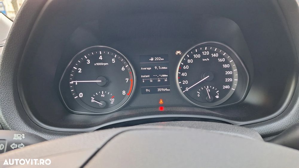 Hyundai i30 1.4 100CP 5DR M/T Comfort - 8