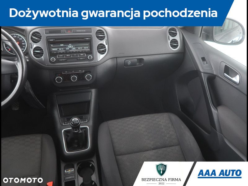Volkswagen Tiguan - 9