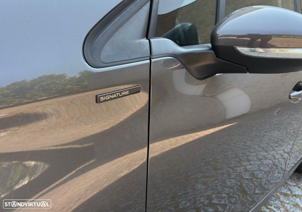 Peugeot 208 1.2 PureTech Signature - 16