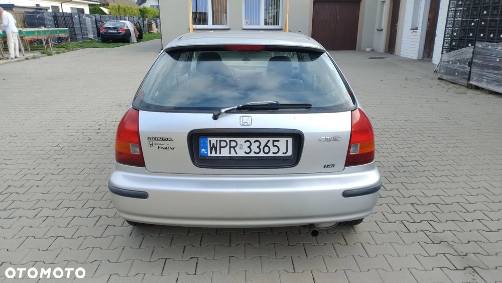 Honda Civic - 4