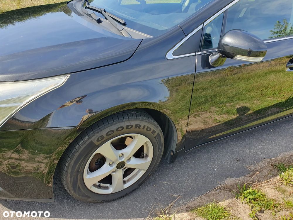 Toyota Avensis 1.8 Sol plus NAVI - 23