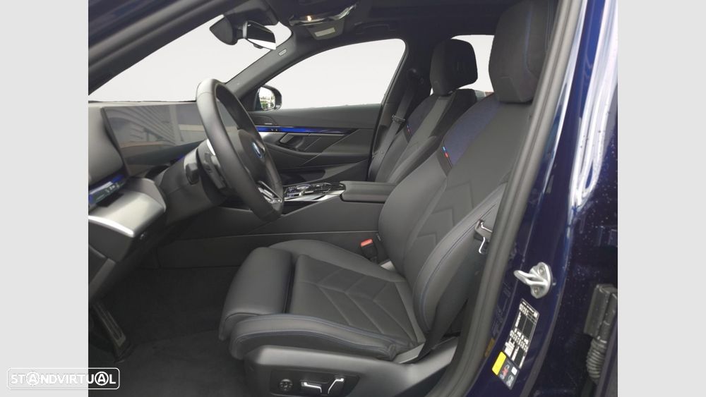 BMW i5 eDrive40 Pack Desportivo M - 10