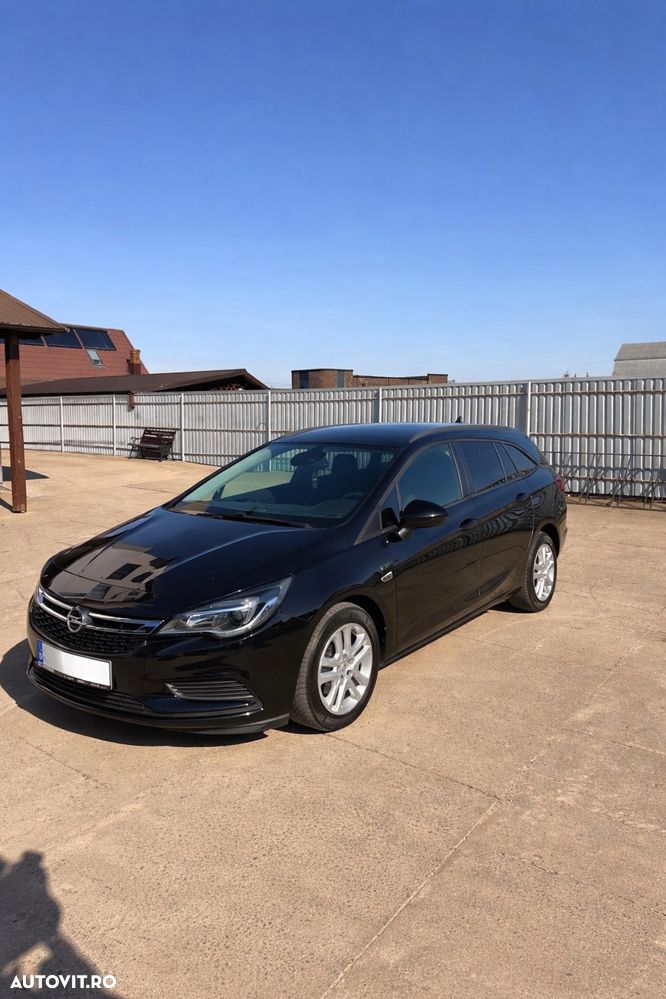Opel Astra 1.6 CDTI ECOTEC Dynamic Aut. - 1