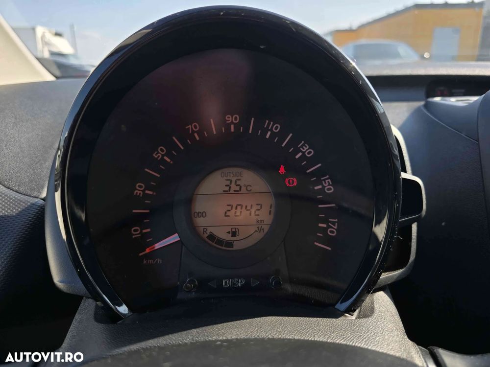 Toyota Aygo - 12