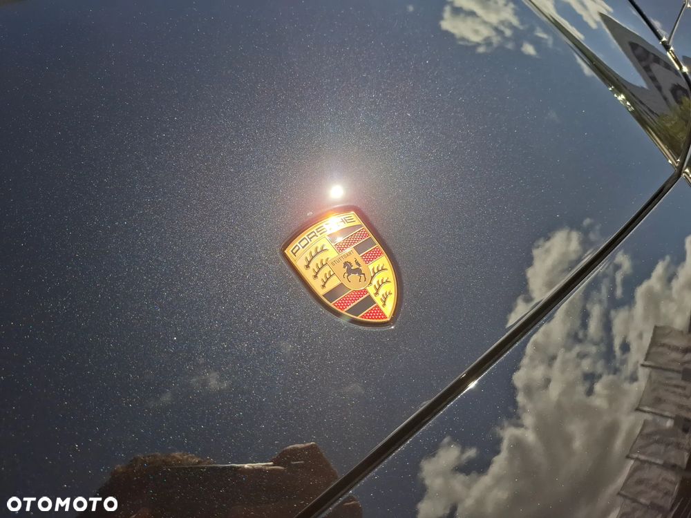 Porsche Panamera 4 - 12
