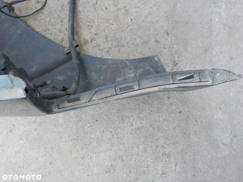 AUDI A6 C6 ZDERZAK PRZÓD SPRYSKI POD PDC LZ7Q - 11