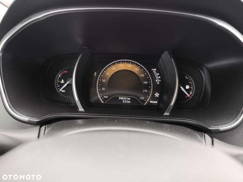 Renault Megane 1.5 Blue dCi Intens - 14