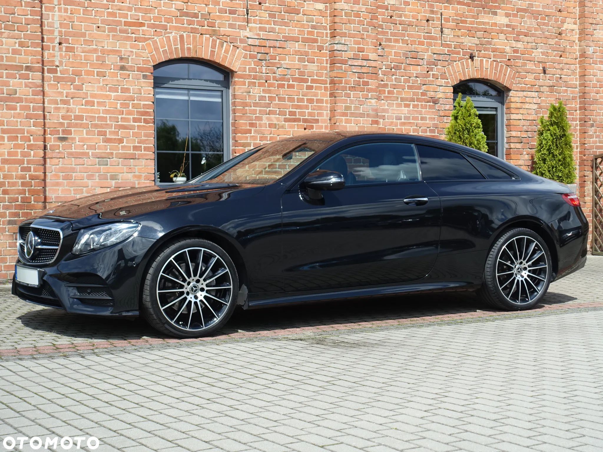 Mercedes-Benz Klasa E 220 d Coupe 4-Matic AMG - 1