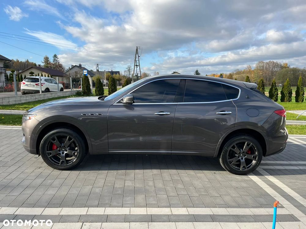 Maserati Levante Granlusso - 4