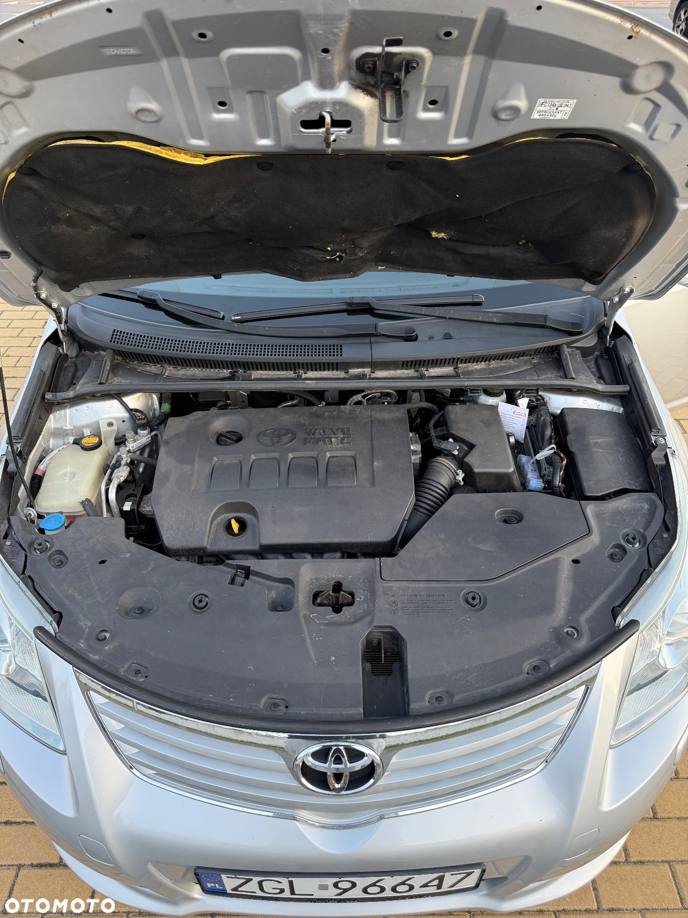 Toyota Avensis 1.6 Active - 32