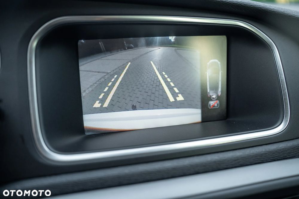Volvo V40 D3 Kinetic - 34