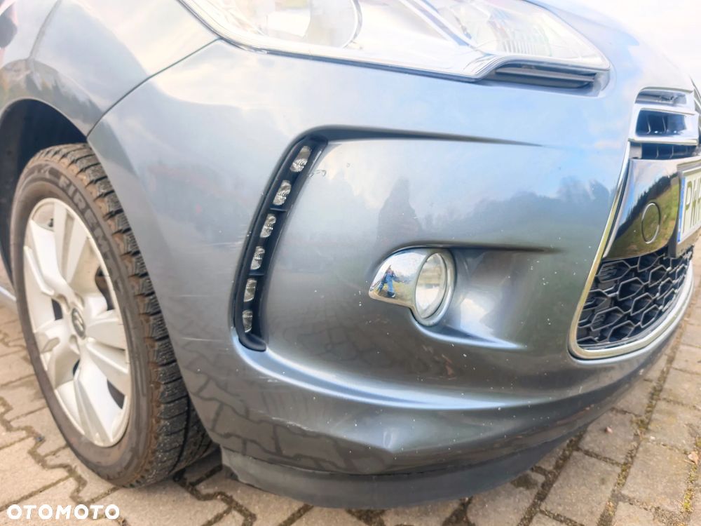 Citroën DS3 HDi 90 FAP SoChic - 17