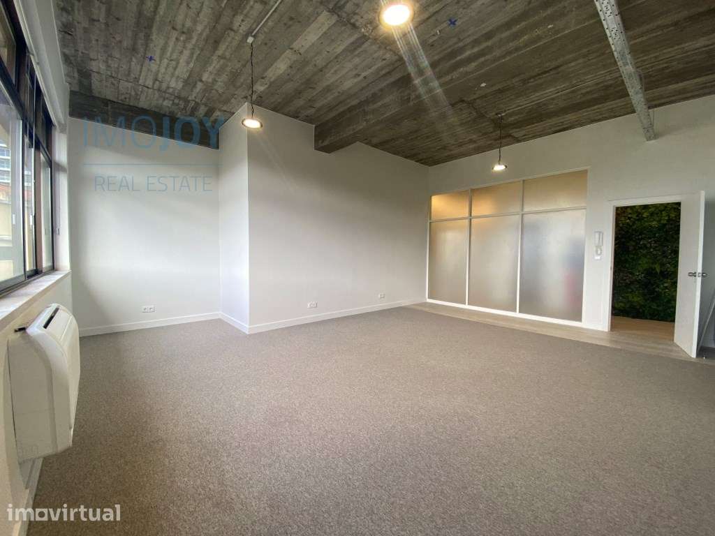 Sala de 31 m² para Arrendamento na Avenida Helen Keller - Grande imagem: 3/24